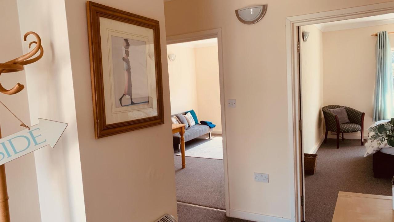 Sea Breeze Apartments Porthcawl Bagian luar foto